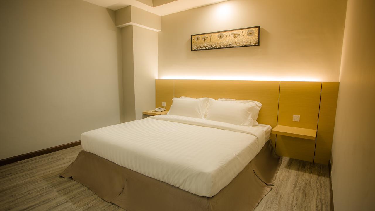 Zen Boutique Hotel Улу Тирам Экстерьер фото