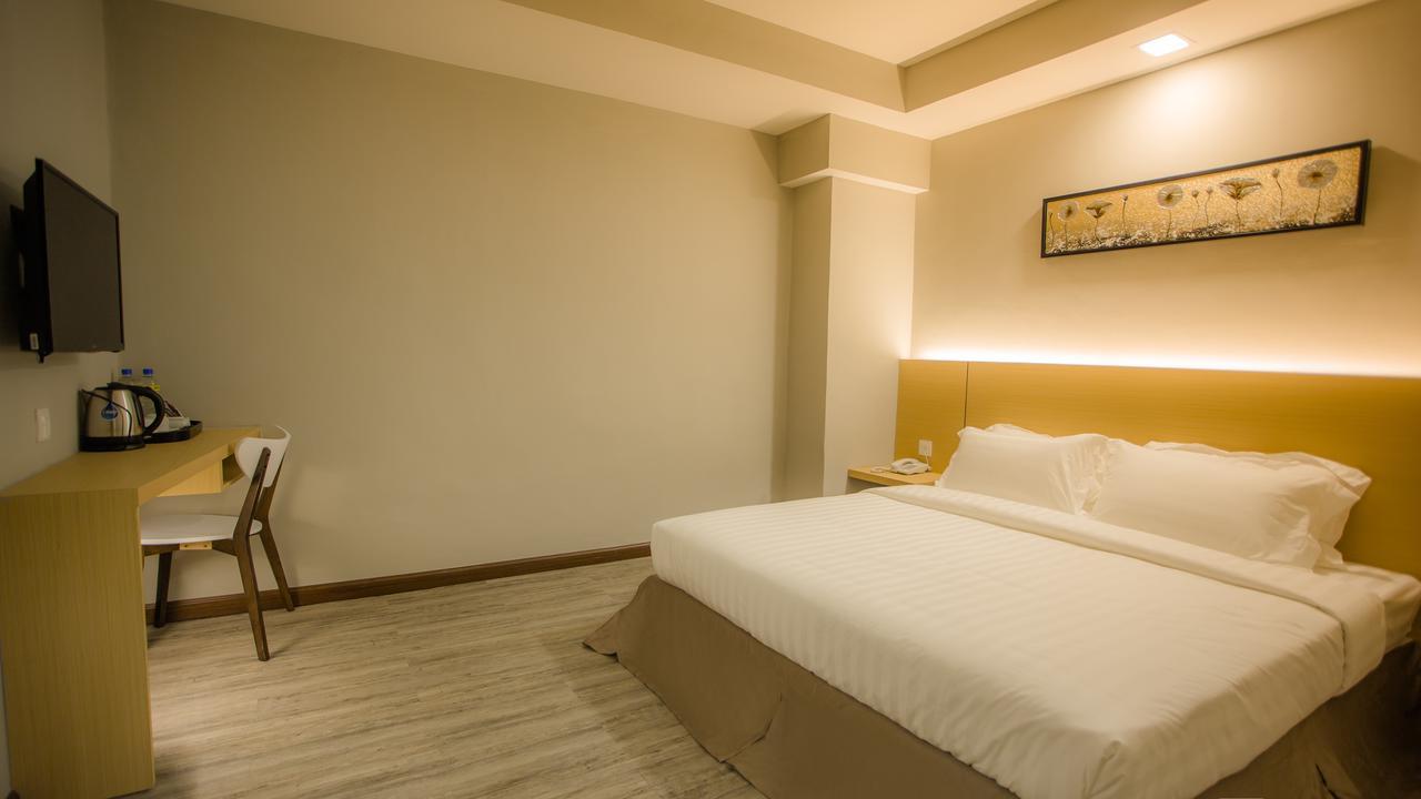 Zen Boutique Hotel Улу Тирам Экстерьер фото