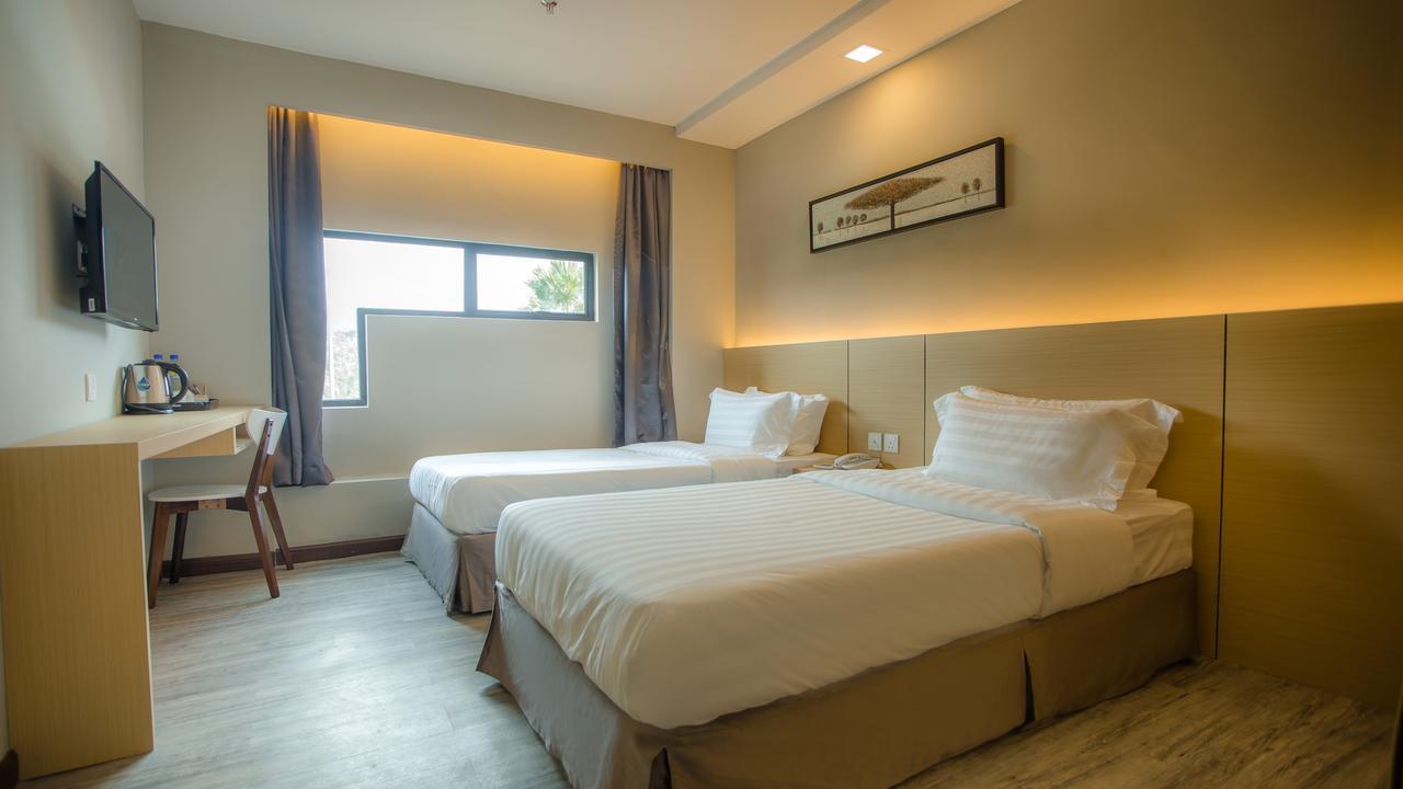 Zen Boutique Hotel Улу Тирам Экстерьер фото